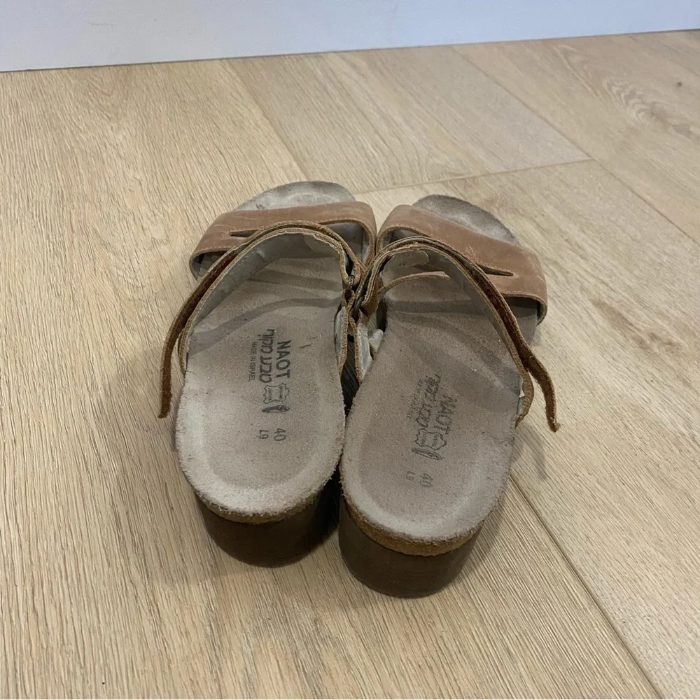 Naot Gabriela Tan Leather Strappy Sandals